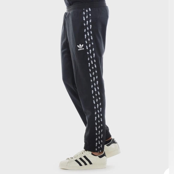 Adidas Mens Shell Toe Striped track pants| joggers - Picture 2 of 3